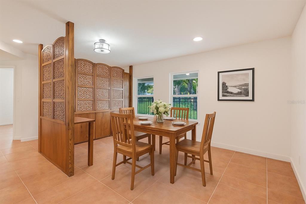 13832 South Bay Lake Road Groveland, FL 34736 - Photo 3 of 55 a view of a dining room with furniture