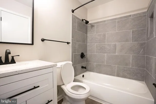 $2,150 | 30 I Greystone Court, Unit I, Annapolis, MD 21403