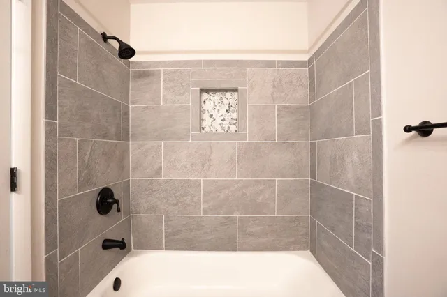 $2,150 | 30 I Greystone Court, Unit I, Annapolis, MD 21403