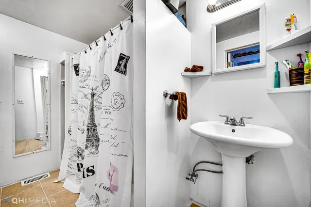 $1,950 | 521 Cottage Grove Avenue, Lowell, IN 46356