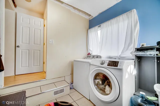 $1,950 | 521 Cottage Grove Avenue, Lowell, IN 46356