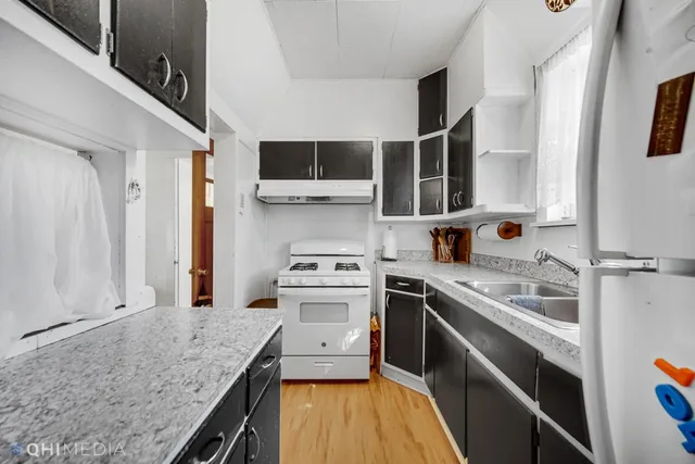 $1,950 | 521 Cottage Grove Avenue, Lowell, IN 46356