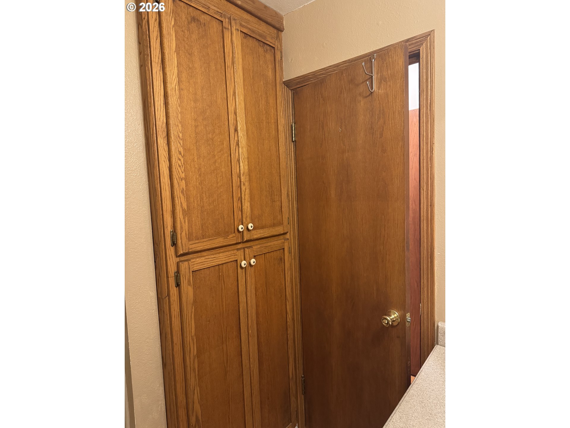 870 12th Street Southwest Bandon, OR 97411 - Photo 14 of 25 a view of a bathroom
