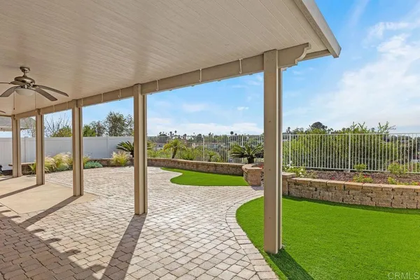 $899,900 | 742 Bel Air Drive West, Vista, CA 92084