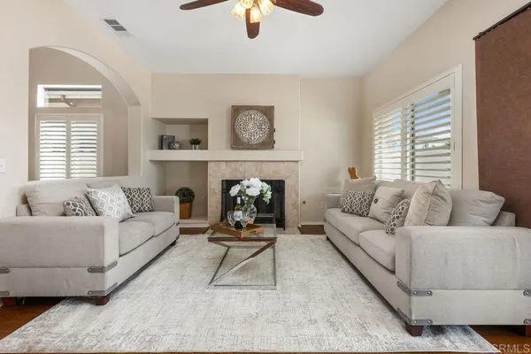 $899,900 | 742 Bel Air Drive West, Vista, CA 92084