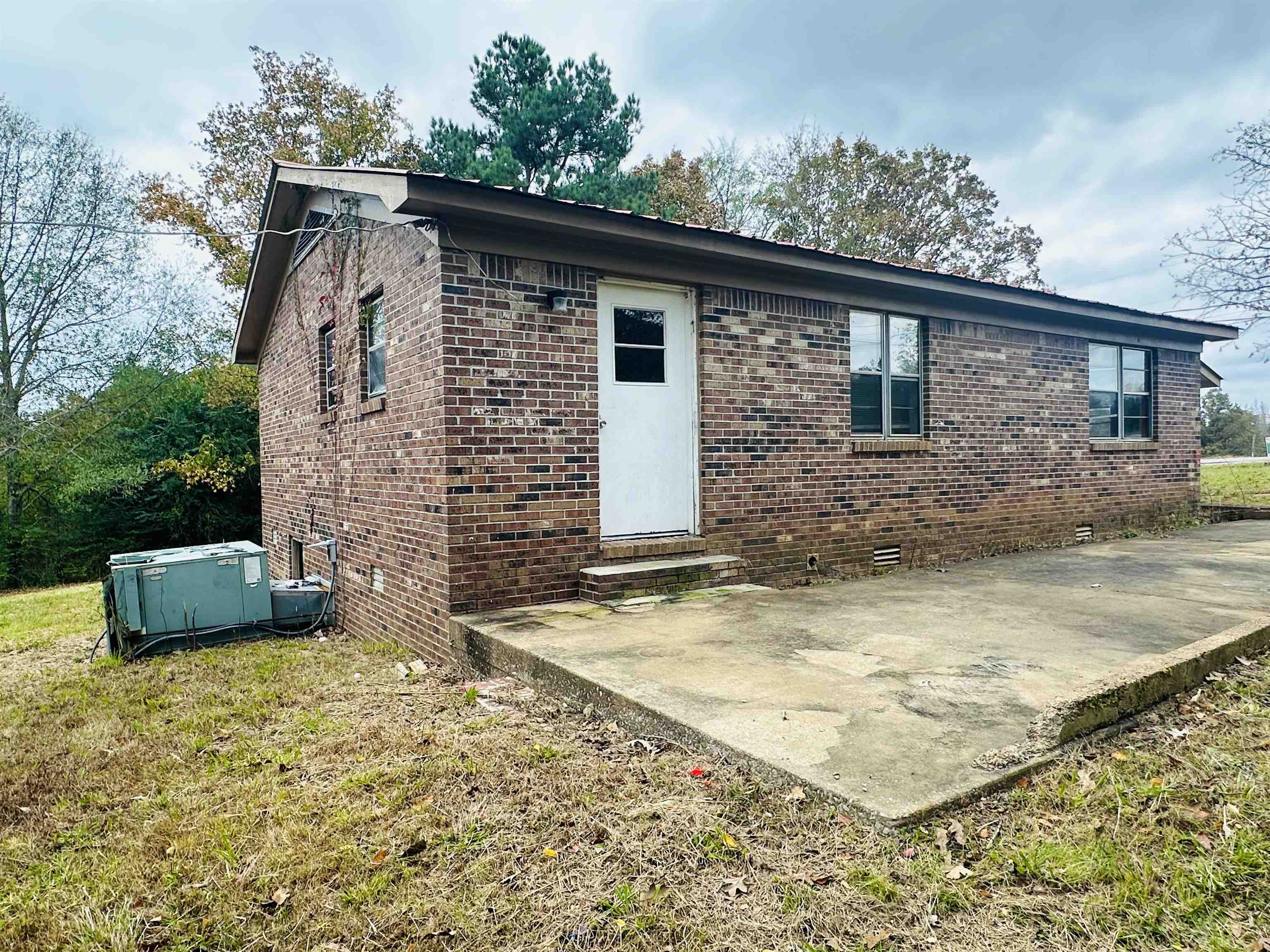 505 Patterson Lane Finger, TN 38334 - Photo 15 of 23 a view of a backyard