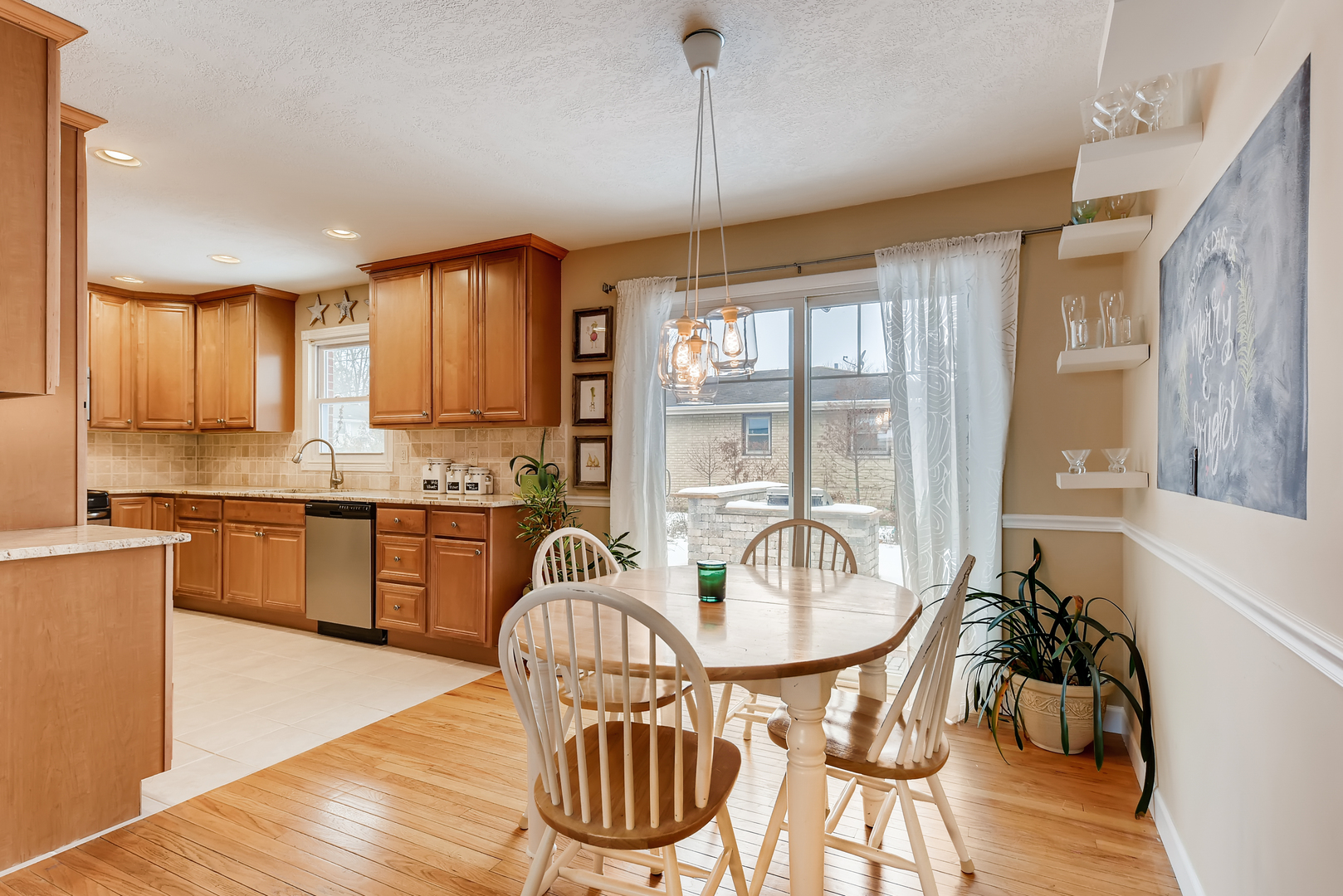 72 Stanley Road Sugar Grove, IL 60554 - Photo 15 of 23