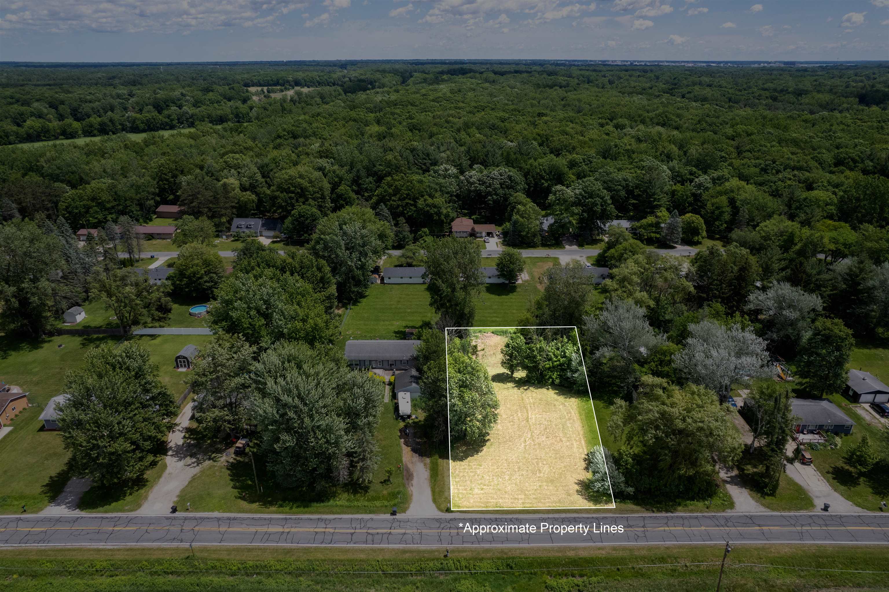 1318 Sandow Road Midland, MI 48640 - Photo 10 of 17