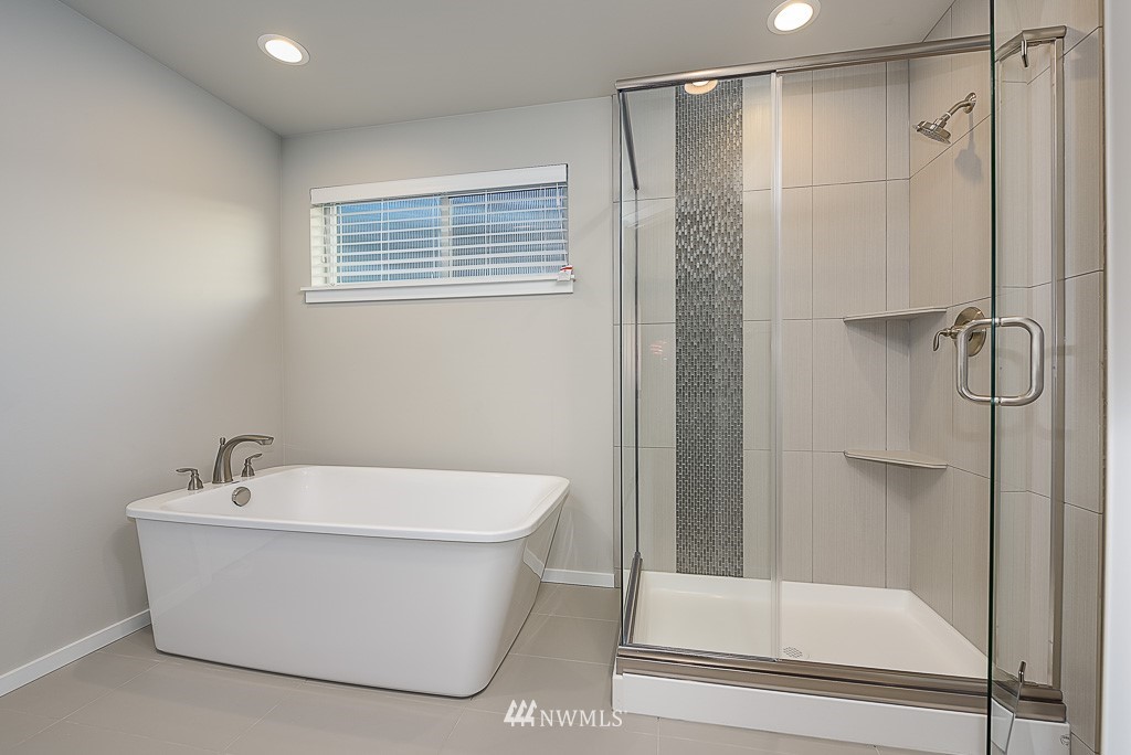 911 South 49th Street, Unit PH Renton, WA 98055 - Photo 18 of 25 Gallery Image 18