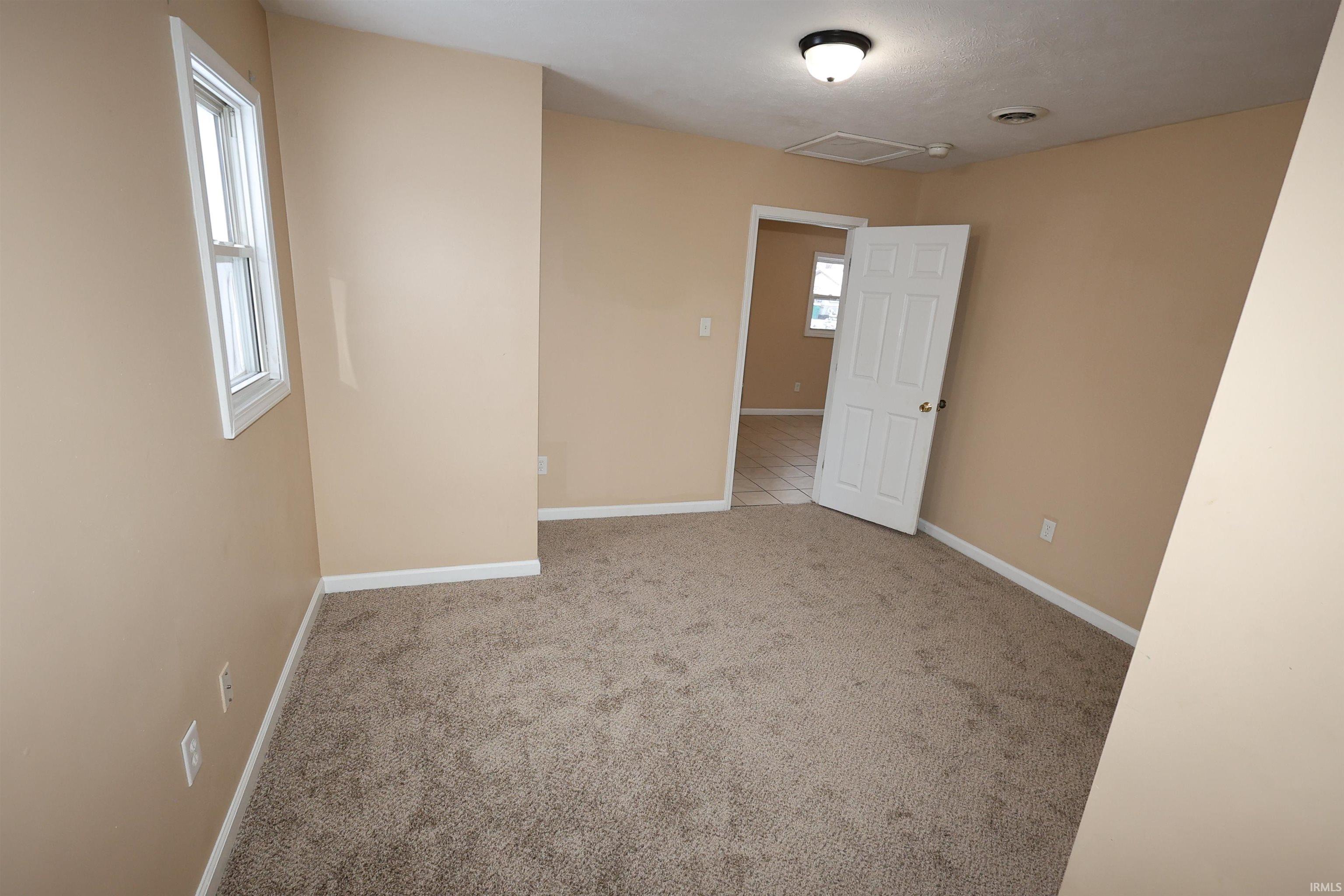 327 Harding Avenue Mishawaka, IN 46544 - Photo 16 of 18