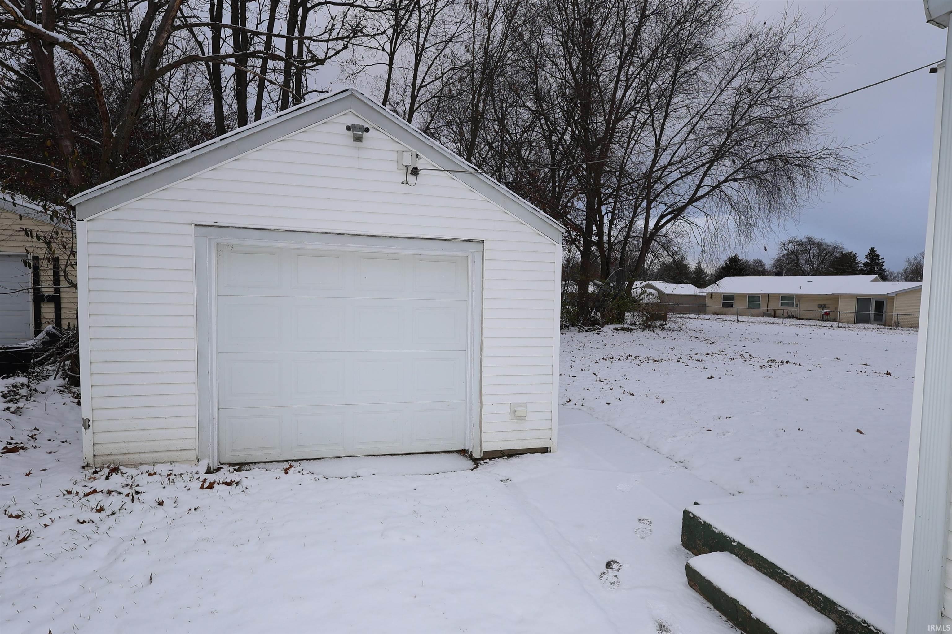 327 Harding Avenue Mishawaka, IN 46544 - Photo 18 of 18