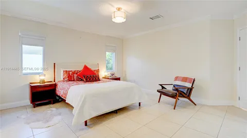 $995,000 | 9573 Southwest 57th Street, Miami, FL 33173