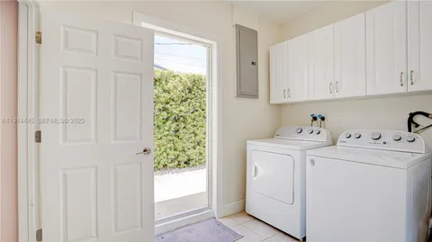 $995,000 | 9573 Southwest 57th Street, Miami, FL 33173