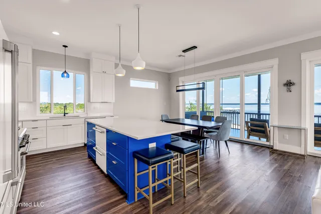 $1,085,000 | 1908 North Beach Boulevard, Bay St. Louis, MS 39520