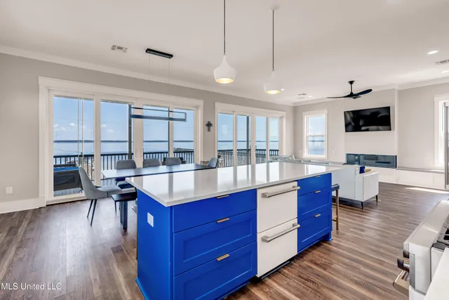 $1,085,000 | 1908 North Beach Boulevard, Bay St. Louis, MS 39520