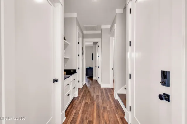 $1,085,000 | 1908 North Beach Boulevard, Bay St. Louis, MS 39520