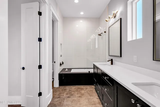 $1,085,000 | 1908 North Beach Boulevard, Bay St. Louis, MS 39520