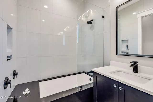 $1,085,000 | 1908 North Beach Boulevard, Bay St. Louis, MS 39520