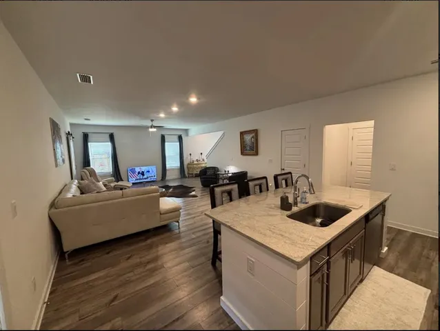 $2,895 | 58 Sandhill Court, Freeport, FL 32439