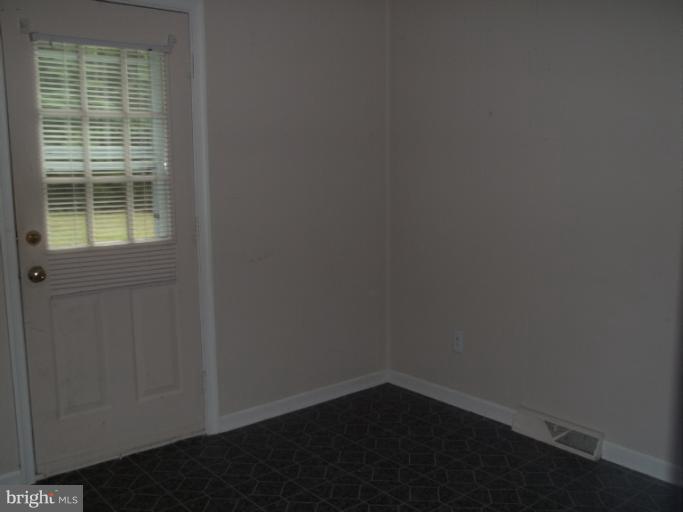 773 Courthouse Road Stafford, VA 22554 - Photo 14 of 19 Interior (General)
