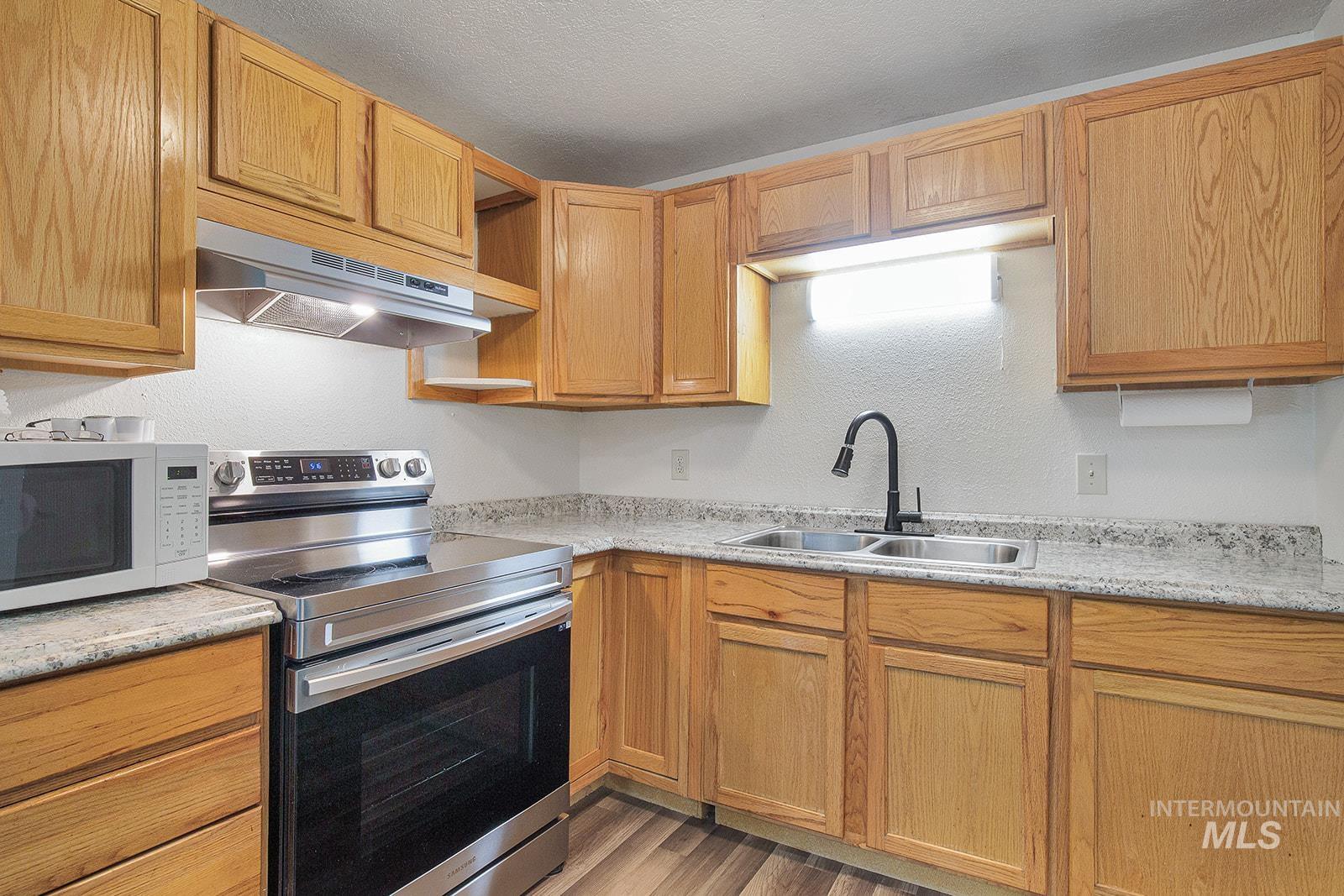 468 Calico Street Hansen, ID 83334 - Photo 10 of 21