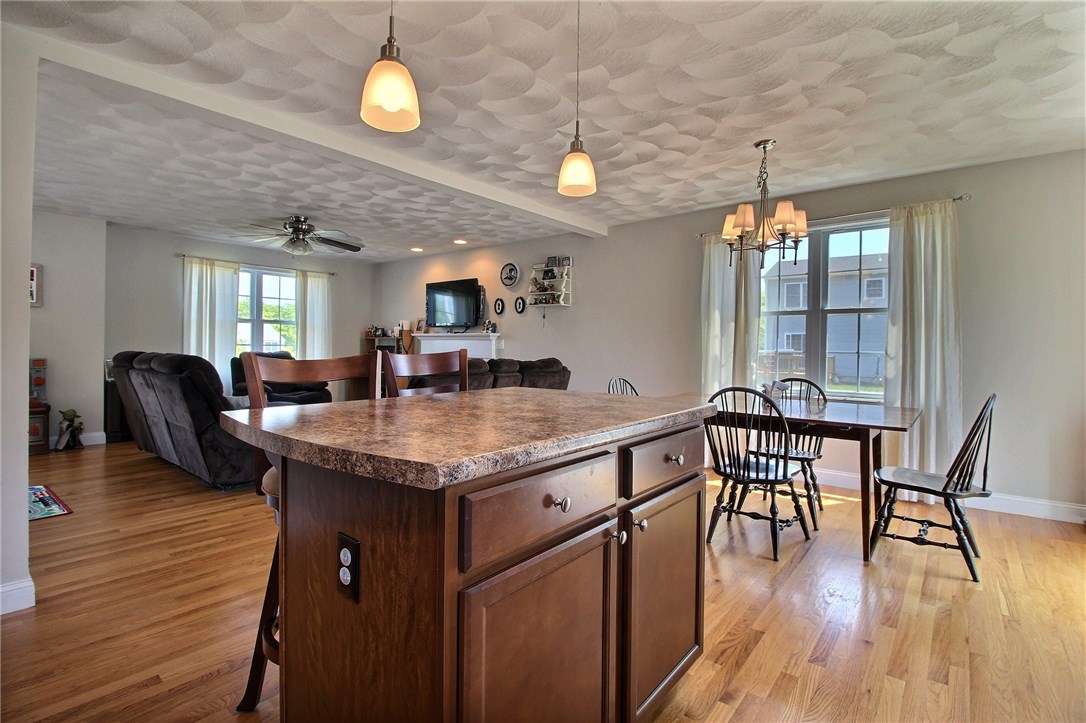 37 Fieldstone Way Westerly, RI 02891 - Photo 8 of 25 Gallery Image 8
