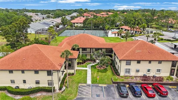 $1,500 | 2511 Hammock Court, Unit 2511, Clearwater, FL 33761