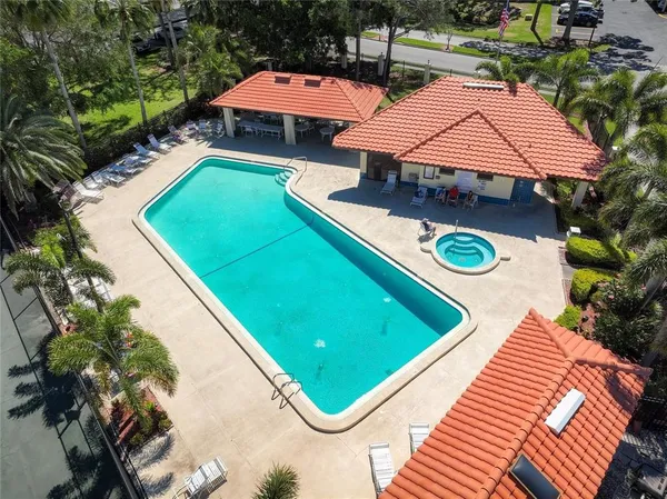 $1,500 | 2511 Hammock Court, Unit 2511, Clearwater, FL 33761