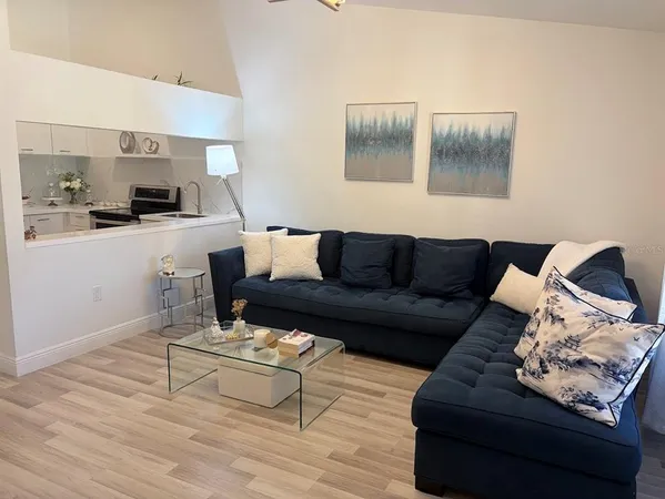 $1,500 | 2511 Hammock Court, Unit 2511, Clearwater, FL 33761