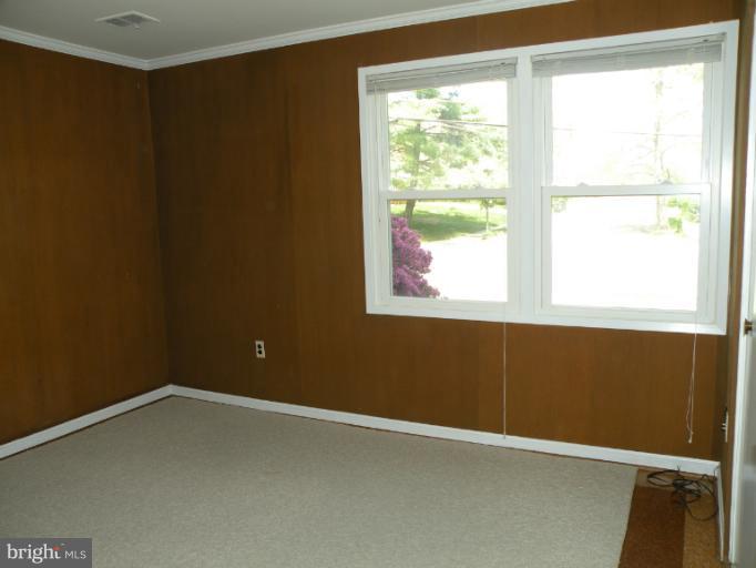 6204 Greeley Boulevard Springfield, VA 22152 - Photo 6 of 16 Bedroom