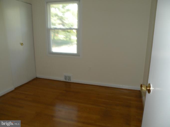 6204 Greeley Boulevard Springfield, VA 22152 - Photo 7 of 16 Bedroom