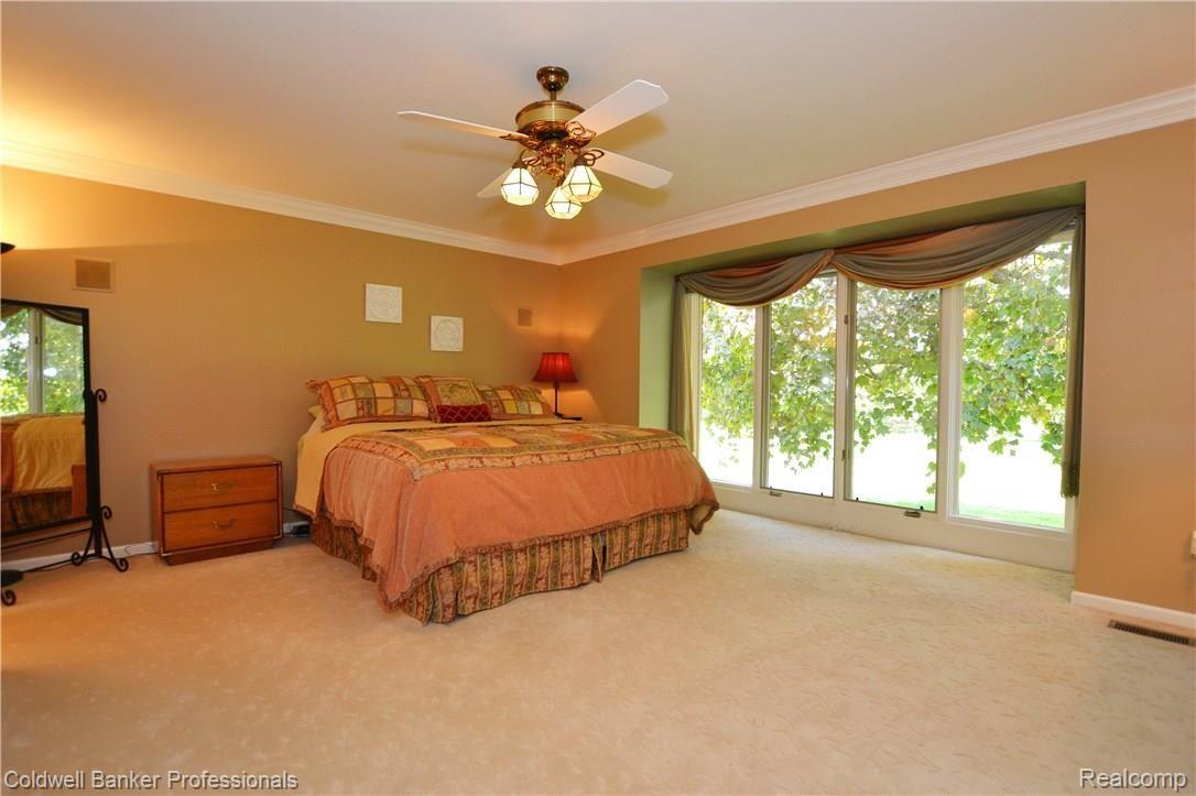 4878 Rivers Edge Drive Troy, MI 48098 - Photo 26 of 54 RChase4878_112.JPG