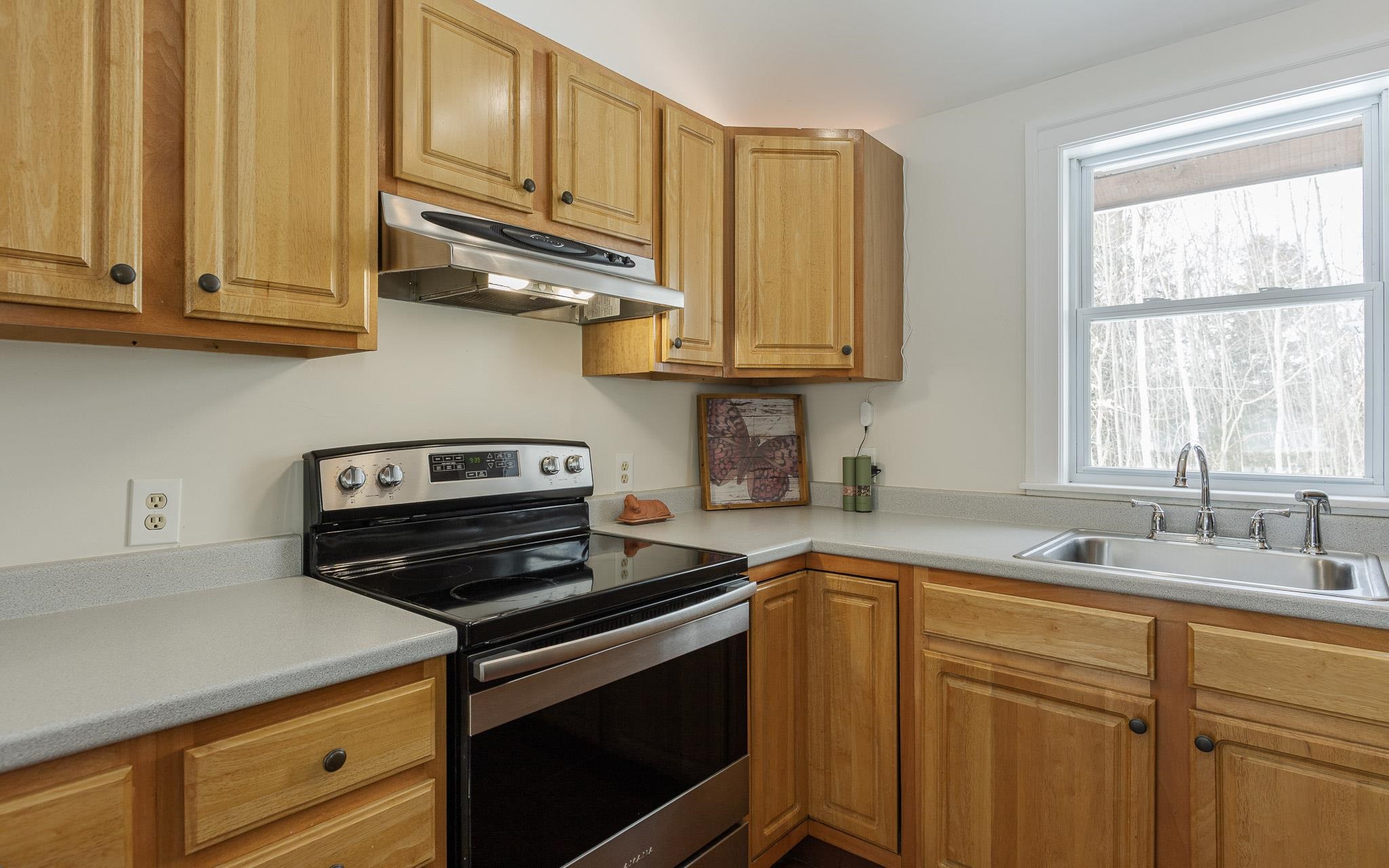 53 Regan Road Charlestown, NH 03603 - Photo 5 of 27