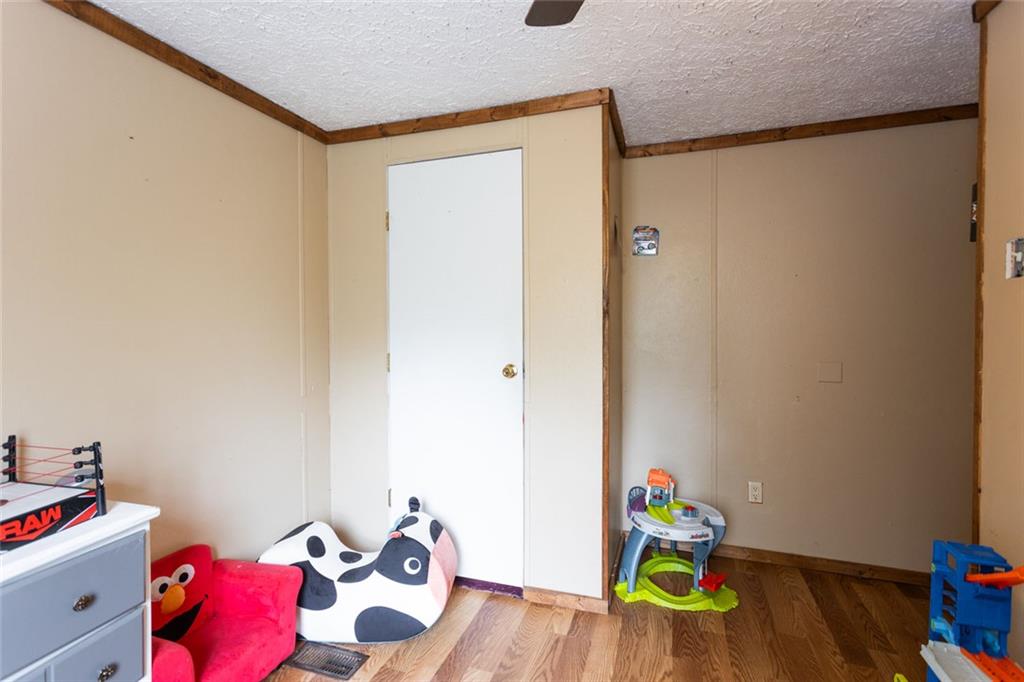 2076 Gleaton Road Northeast Conyers, GA 30013 - Photo 22 of 33