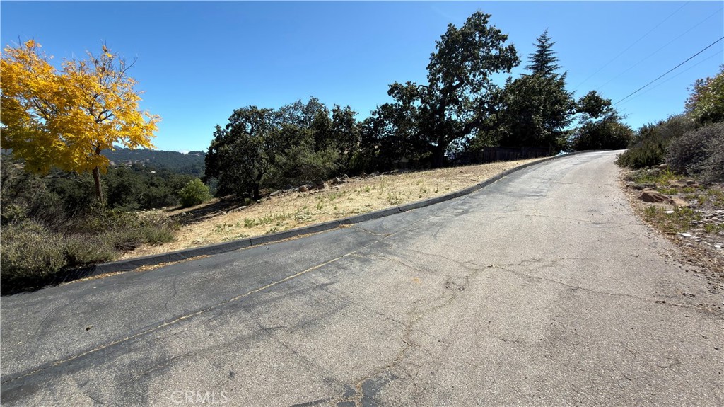 9205 Corona Road Atascadero, CA 93422 - Photo 12 of 31