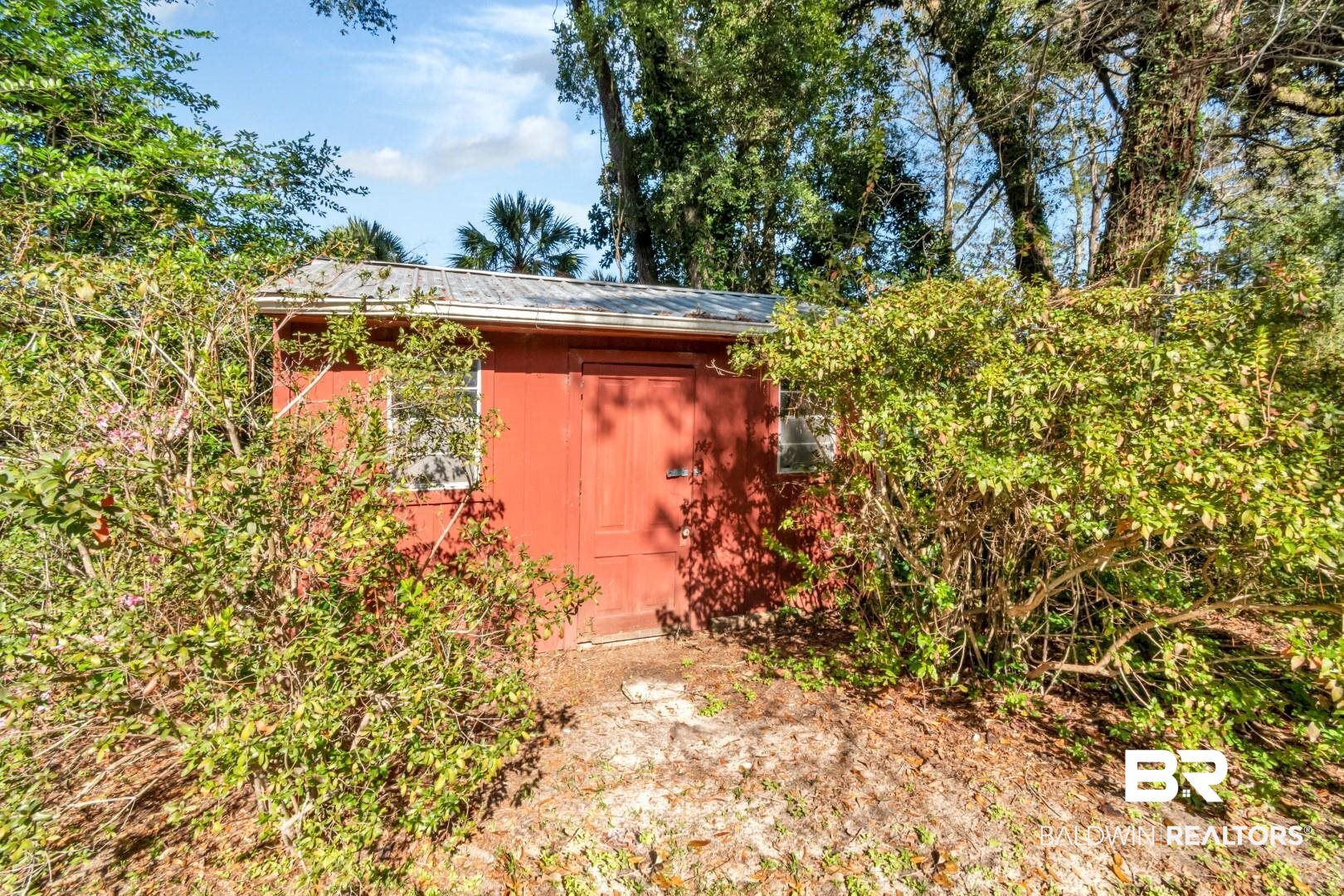 5412 South Norden Drive Mobile, AL 36608 - Photo 34 of 38 View of outbuilding
