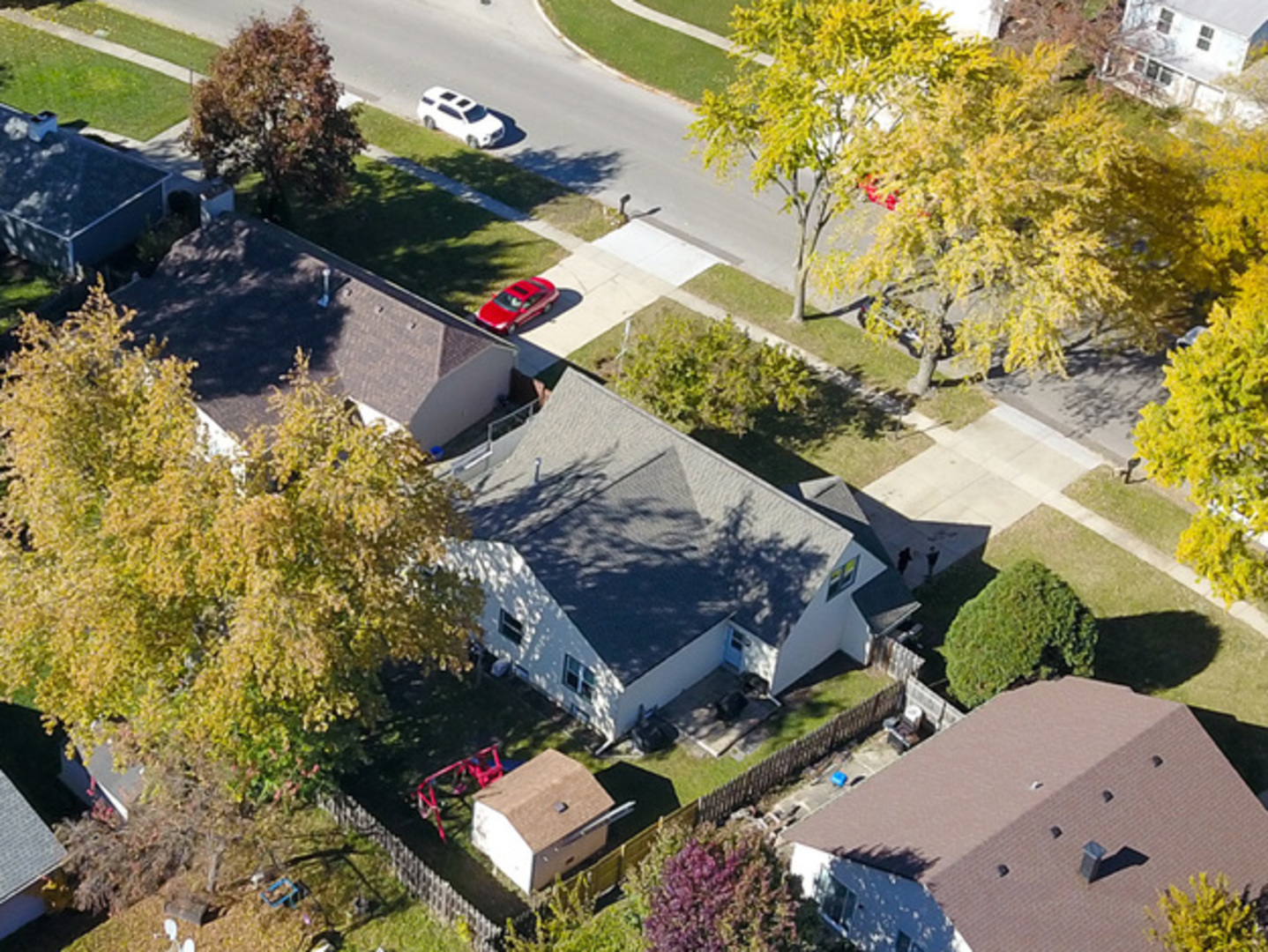215 Fernwood Road Montgomery, IL 60538 - Photo 23 of 28 an aerial view of a houses with yard