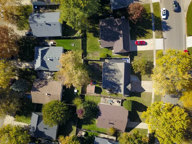 $358,000 | 215 Fernwood Road, Montgomery, IL 60538