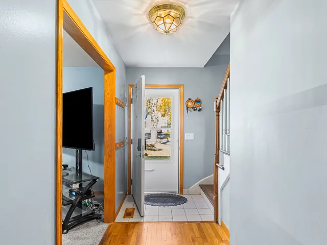 $358,000 | 215 Fernwood Road, Montgomery, IL 60538