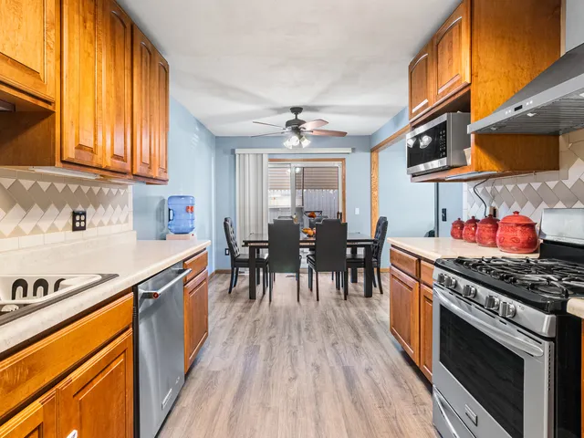 $358,000 | 215 Fernwood Road, Montgomery, IL 60538