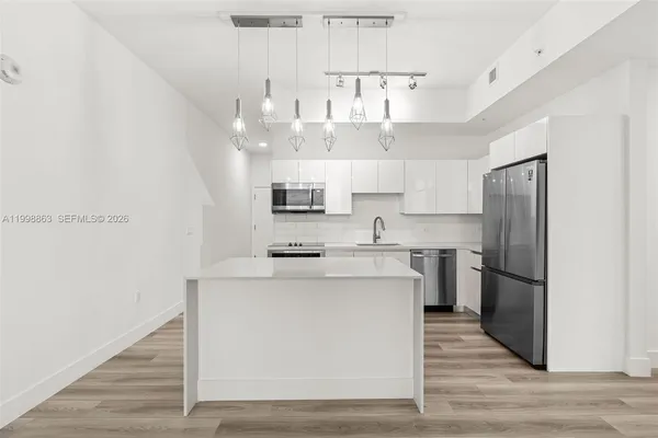 $3,855 | 101 Diplomat Parkway, Unit 1206, Hallandale Beach, FL 33009