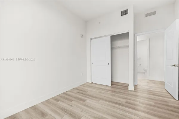 $3,855 | 101 Diplomat Parkway, Unit 1206, Hallandale Beach, FL 33009