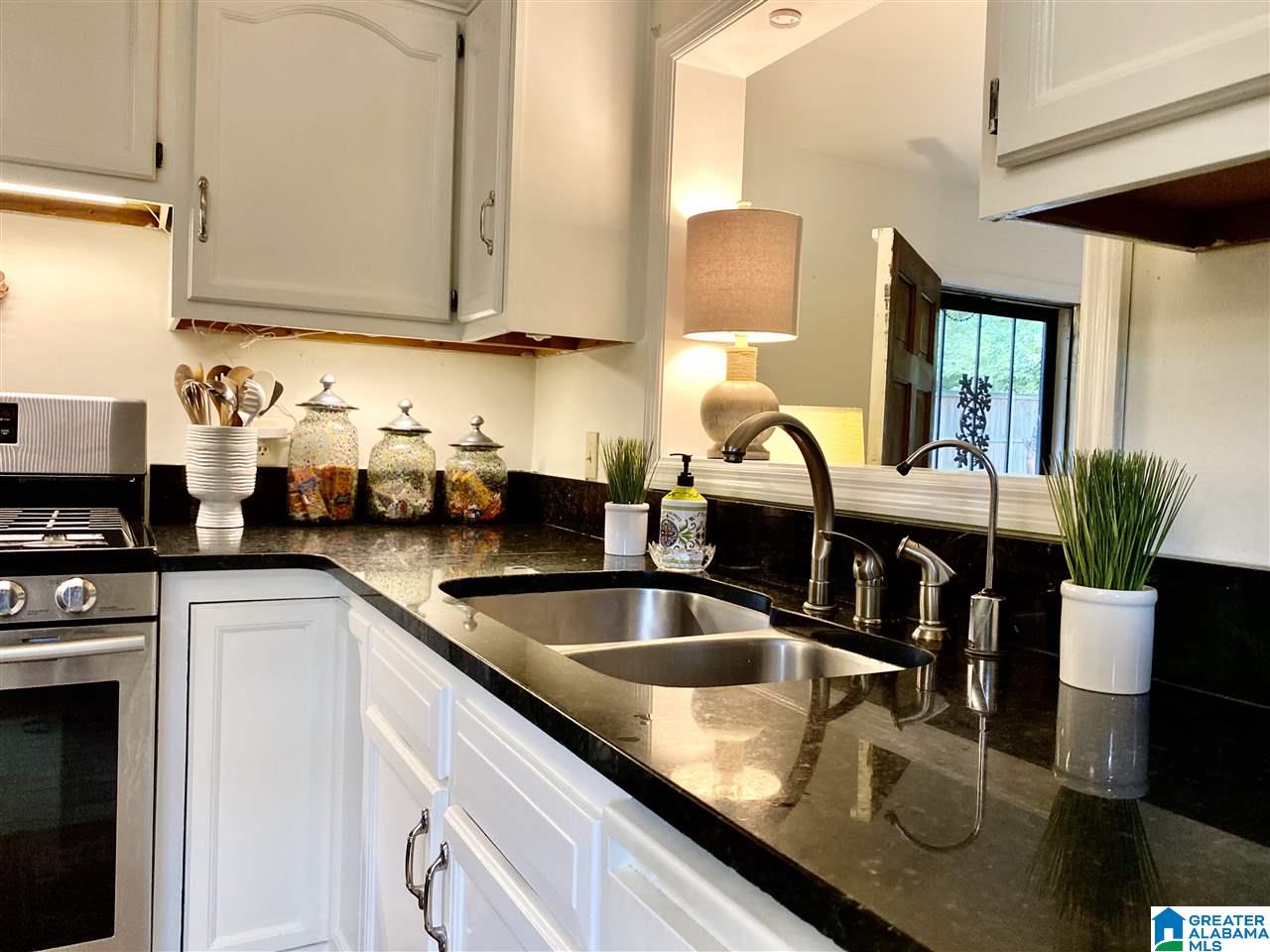 220 Rockaway Road Birmingham, AL 35209 - Photo 13 of 39 Gallery Image 13