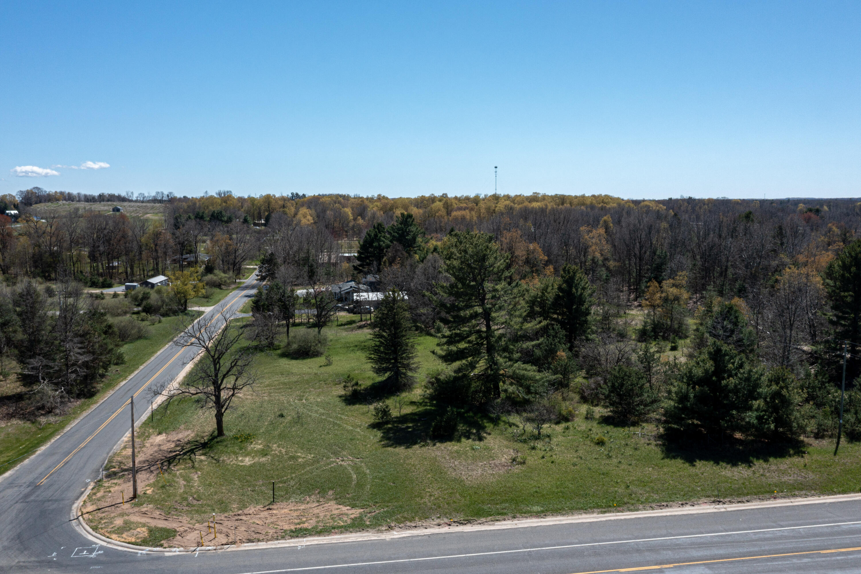7.5-acres East 7.5-acres E Monroe Road Hart, MI 49420 - Photo 25 of 26 20260502-DJI_0353
