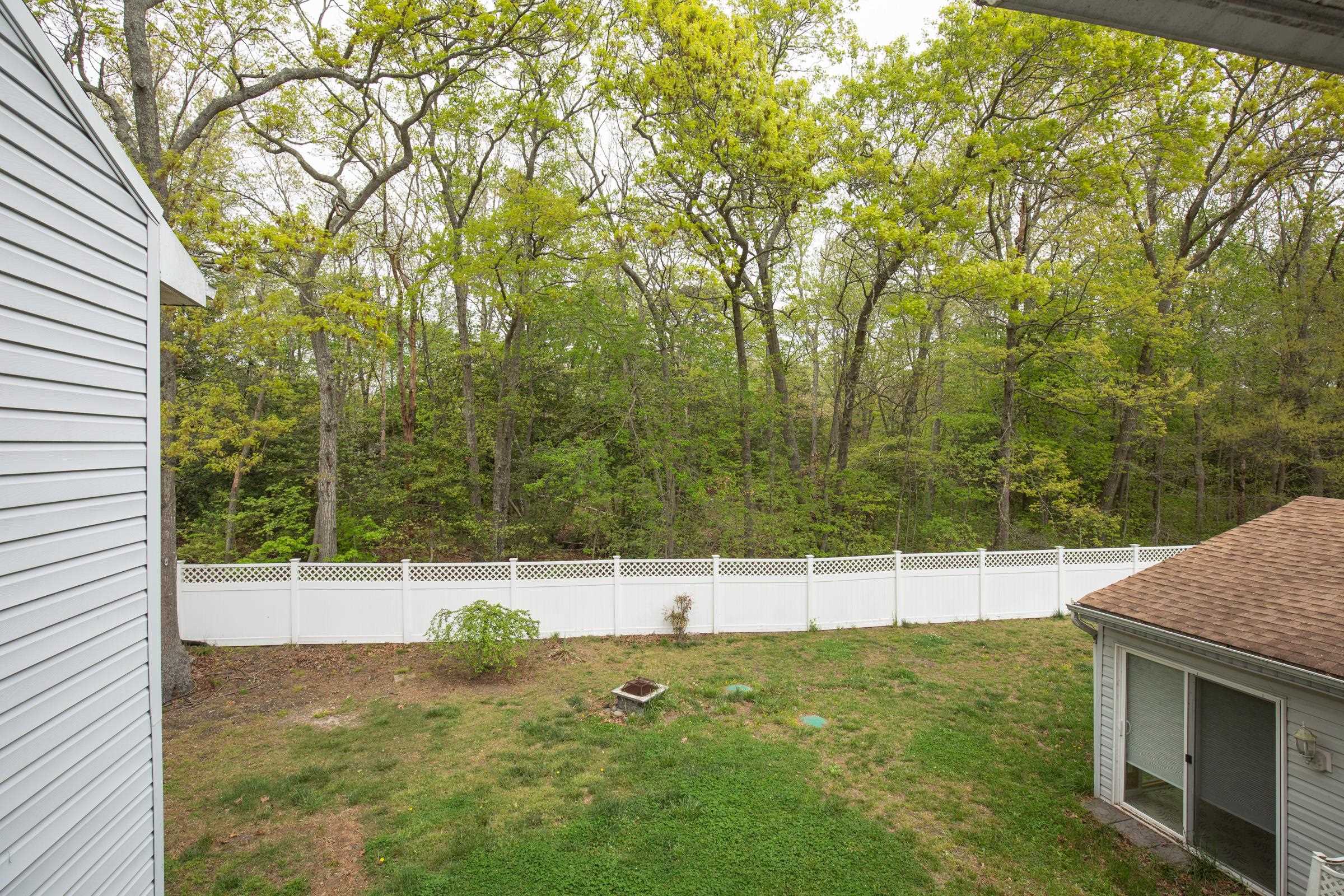 312 Ridge Cape May, NJ 08204 - Photo 27 of 32 a view of yard with mountain