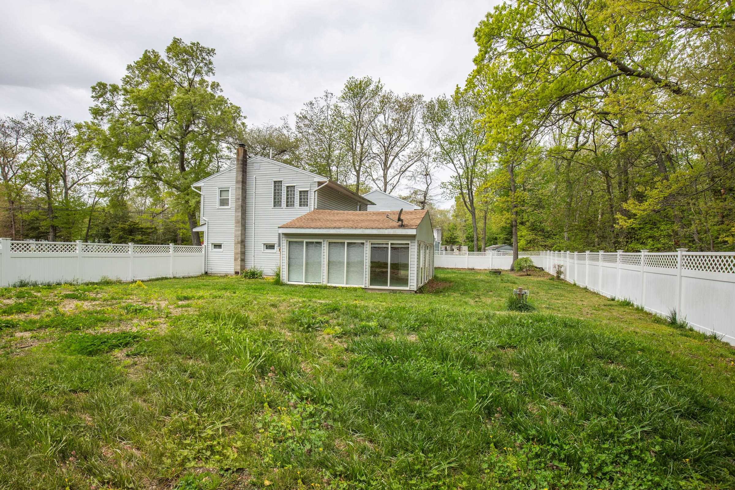 312 Ridge Cape May, NJ 08204 - Photo 32 of 32 a view of a house with a backyard