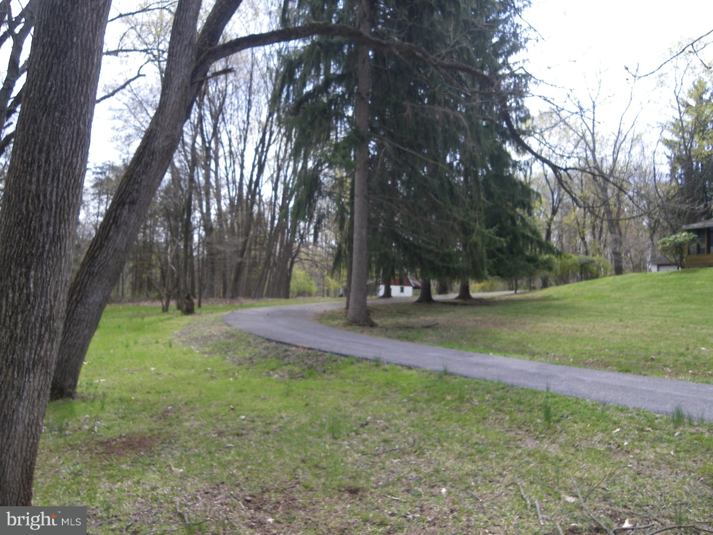 320 Saw Mill Road Pottstown, PA 19465 - Photo 19 of 25