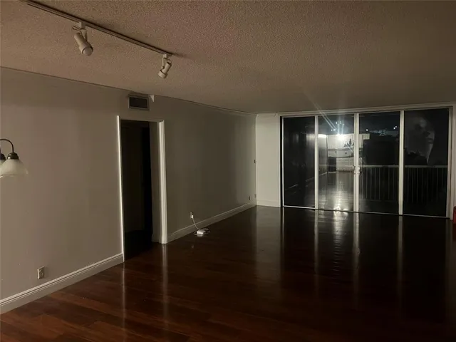 $299,000 | 2940 North Course Drive, Unit 507, Pompano Beach, FL 33069