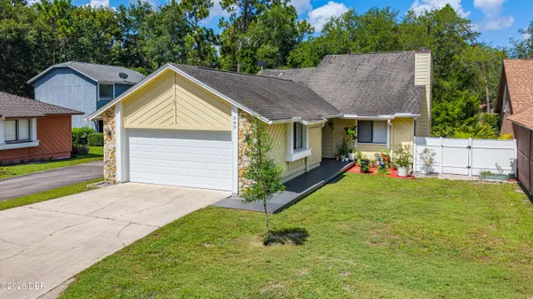 $299,900 | 285 Bayridge Court, Ormond Beach, FL 32174