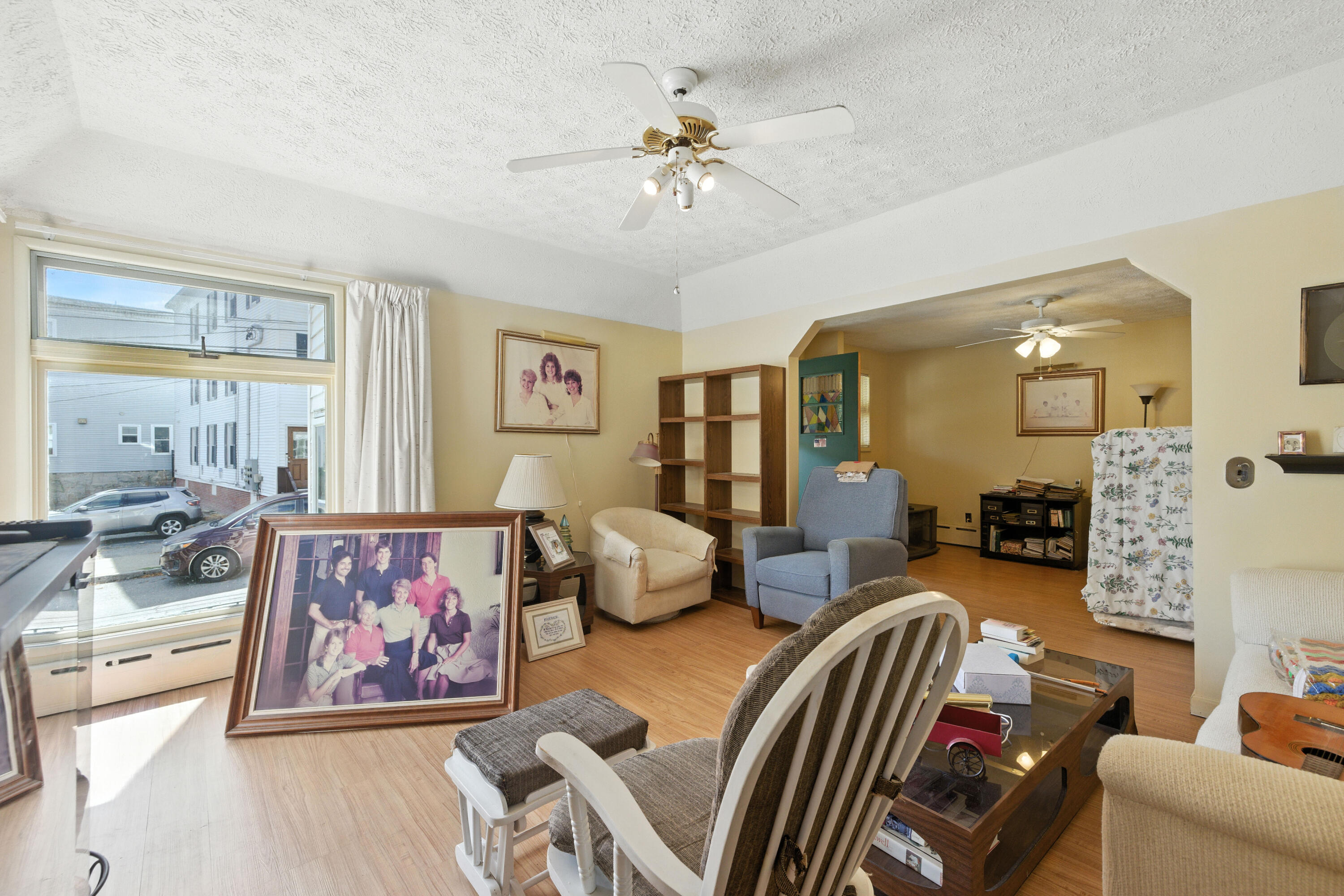 16 Hill Street Biddeford, ME 04005 - Photo 6 of 40 Apt 1 - Living room